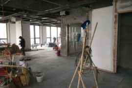 深圳裝修公司-康藍(lán)建設(shè)案例，走進(jìn)建活貿(mào)易裝修現(xiàn)場(chǎng)
